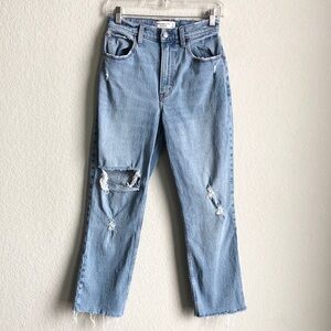 Abercrombie and Fitch Curve Love 90s Straight Ultra High Rise Jeans Short 26 2